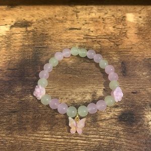 NEW HANDMADE GLASS BEAD BRACELET WITH BUTTERFLY CHARM